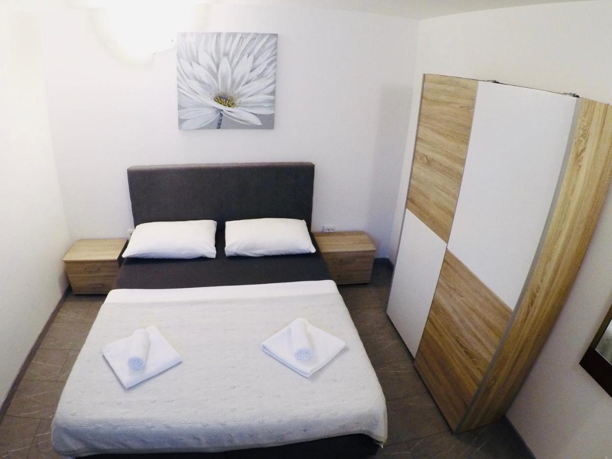 Apartments Lopac Jadranovo Luaran gambar