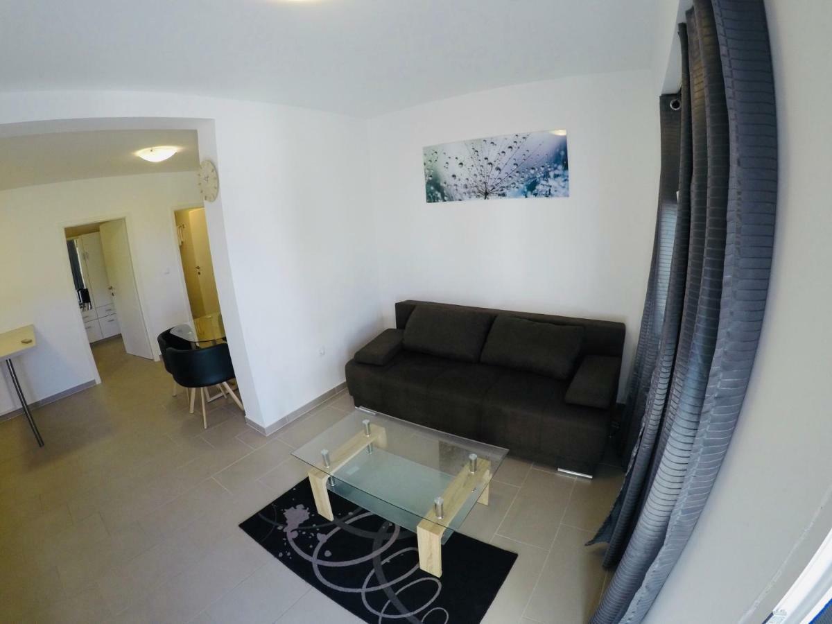 Apartments Lopac Jadranovo Luaran gambar